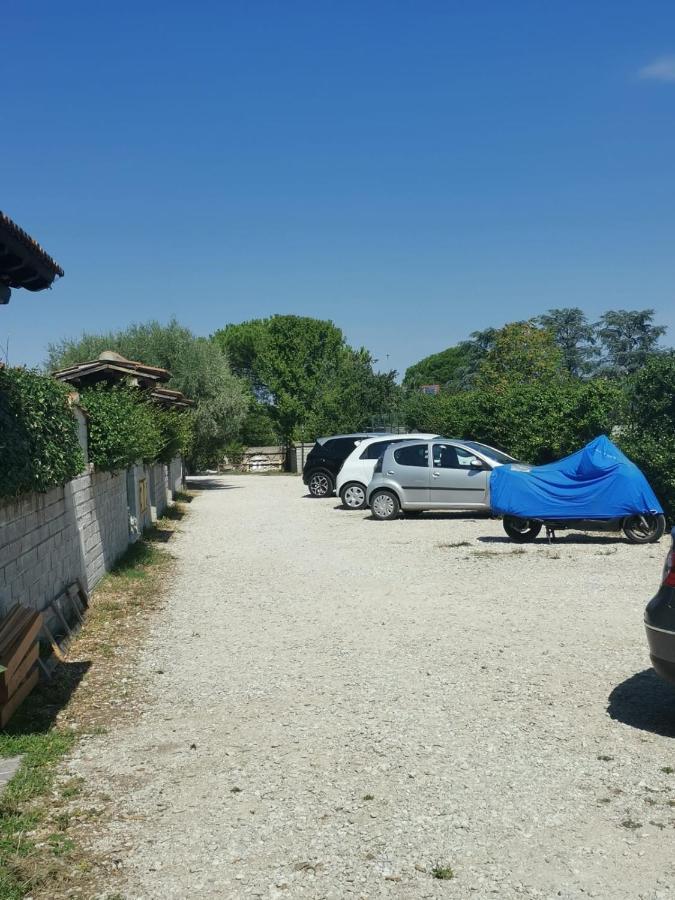 Apartment Roma Tor Vergata Con Giardino エクステリア 写真